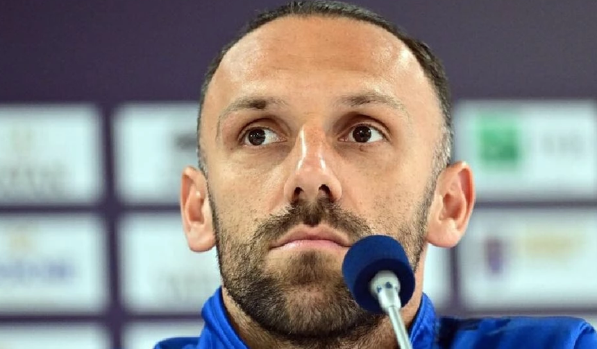 Vedat Muric, tekrar Fenerbahçe'de forma giymenin gururunu yaşıyor