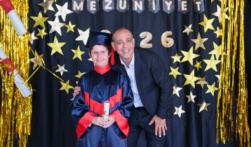Harmancı, Özel Öğrencilerin Mezuniyet Sevincine Ortak Oldu