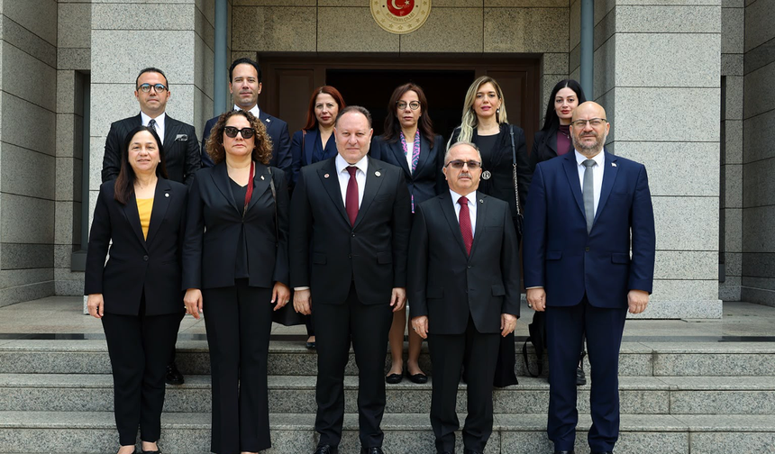 Öztürkler, Bakü’de Türkiye Büyükelçiliği ve KKTC Temsilciliği’ni ziyaret etti