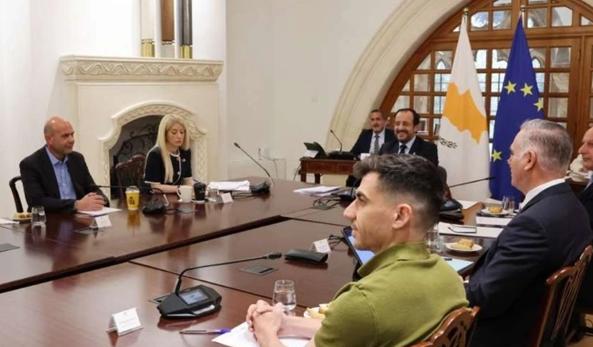 Rum Ulusal Konsey toplantısı sonrasında siyasi partilerin değerlendirmesi