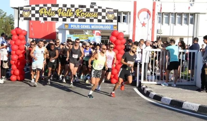 Polis Halk Koşusu rekor katılımla koşuldu
