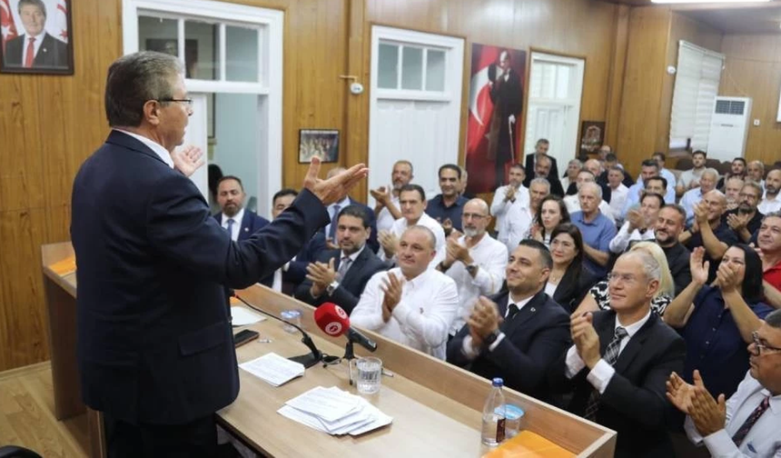 UBP’nin belediye başkan adayları Parti Meclisi’nde oy birliğiyle belirlendi: Adaylarımız zafere hazır!