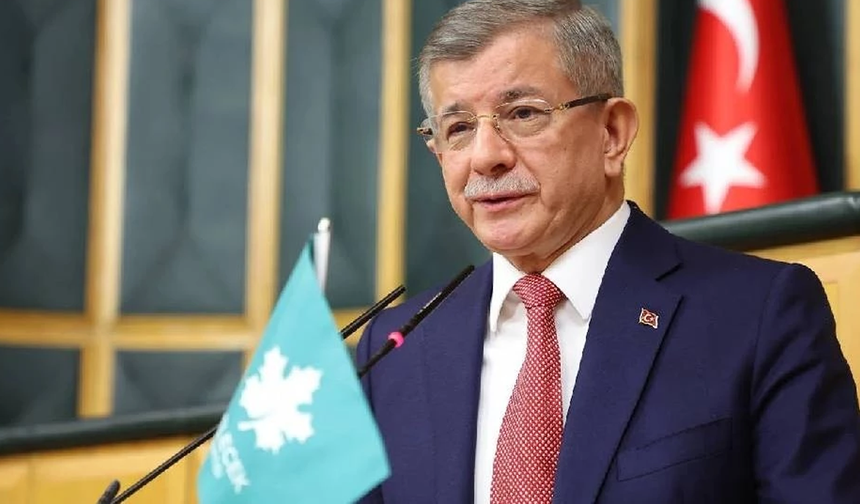 Ahmet Davutoğlu: Parti siyasetinden çekilme ve Gelecek Partisi'nin siyasi faaliyetlerini sonlandırma kararı aldık