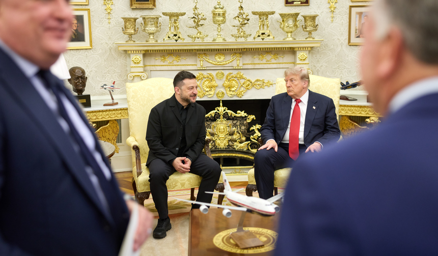 Trump, Zelenskiy ile Beyaz Saray'da görüştü