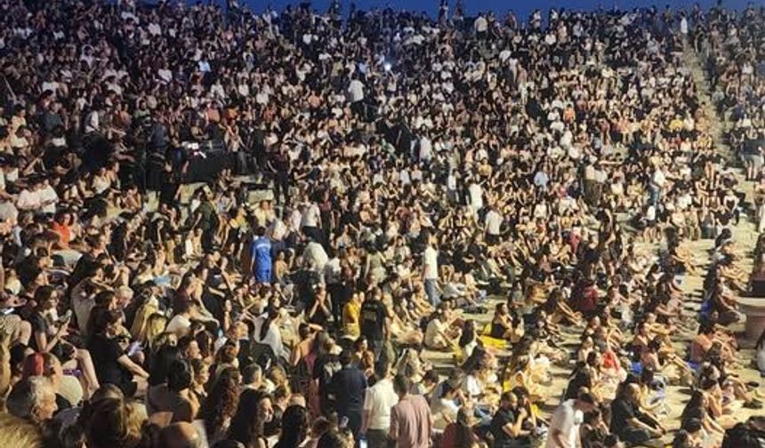 Sertap Erener konseri sonrası Mağusa Belediyesi’ne organizasyon tepkisi