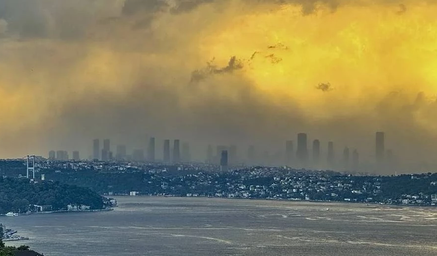 İstanbul'da fırtına etkili oldu