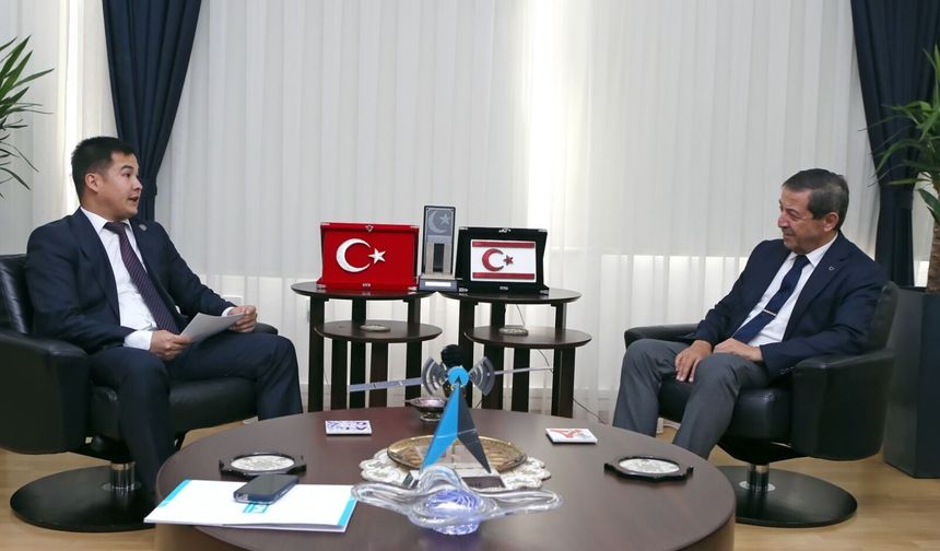 Dışişleri Bakanı Ertuğruloğlu, TÜRKPA heyetini kabul etti