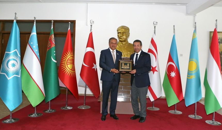 Dışişleri Bakanı Ertuğruloğlu, Azerbaycan Milli Meclisi heyetini kabul etti