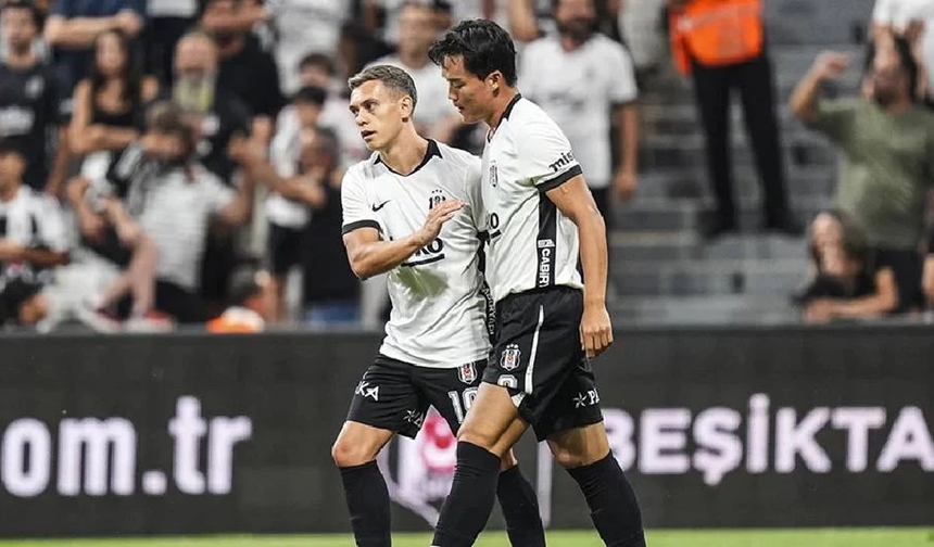 Tur kapısı aralandı: Beşiktaş sahasında gövde gösterisi yaptı