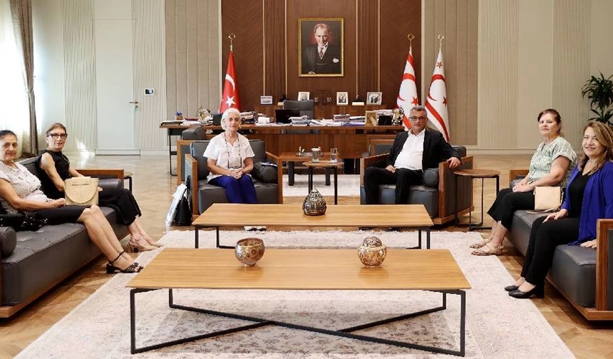 Tufan Erhürman, KÖDER Başkanı ve beraberindeki heyeti kabul etti