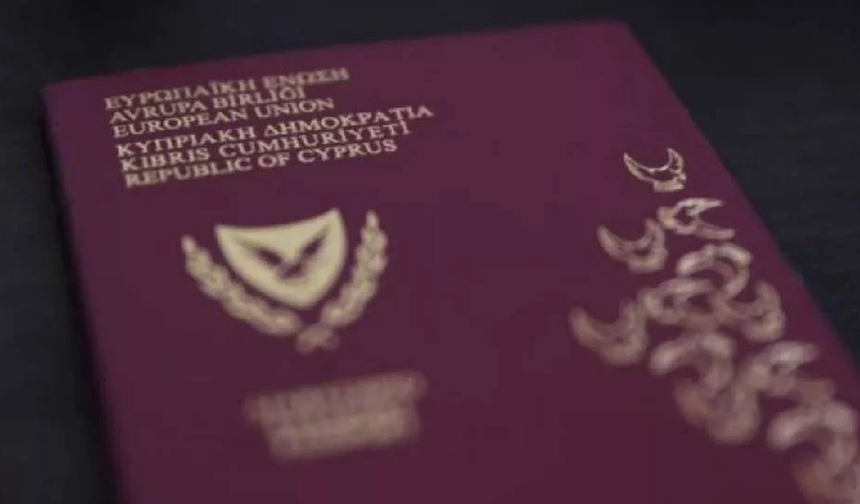 Tepkiler sonuç verdi: Rum yönetimi kimlik kartlarında geri adım attı