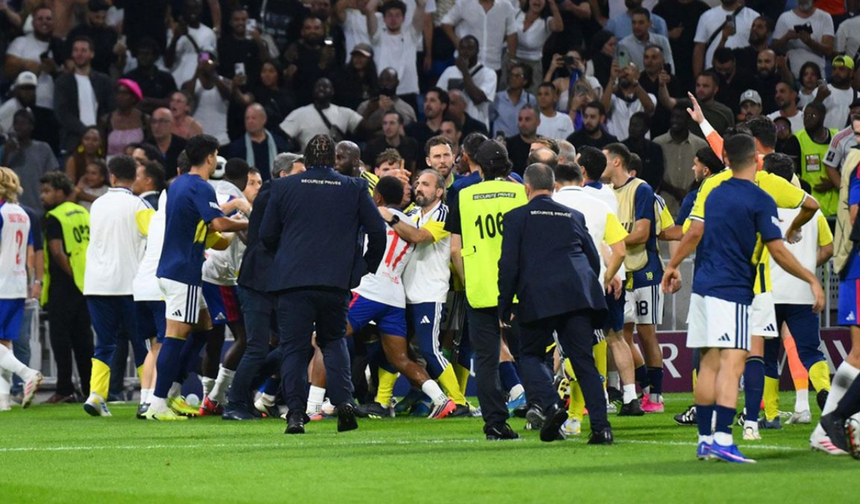 Lyonlular Guendouzi’ye Saldırdı