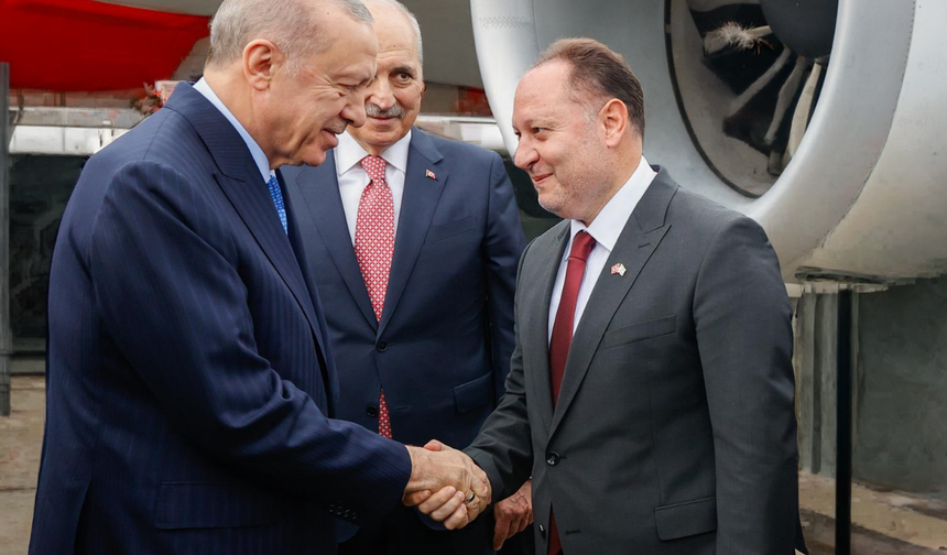Öztürkler, AK Parti’nin kuruluş yıl dönümünü kutladı