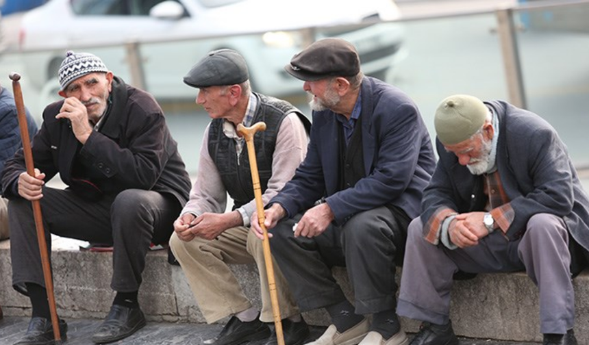 Türkiye’de Yaşlı Nüfus Rekor Kırdı