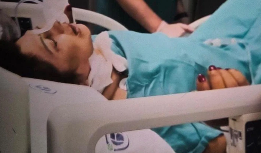 Kefen Gönderip Tehdit Ettiği Eski Eşini 8 Yerinden Bıçakladı