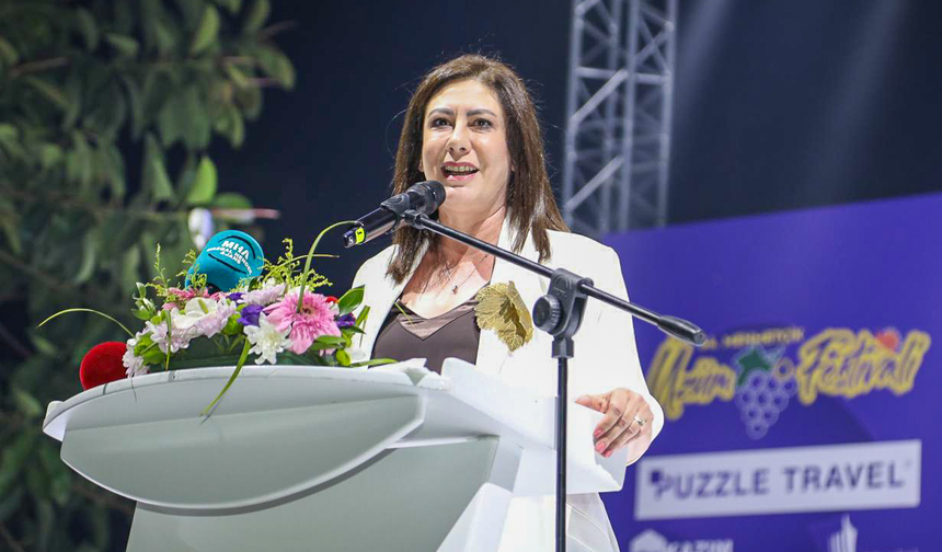 İncirli, Mehmetçik Üzüm Festivali’nin açılışına katıldı