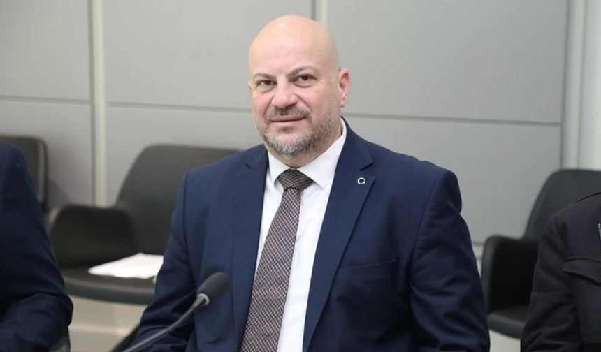 Küçük: Gençlere Söz Verdik, Tuttuk!