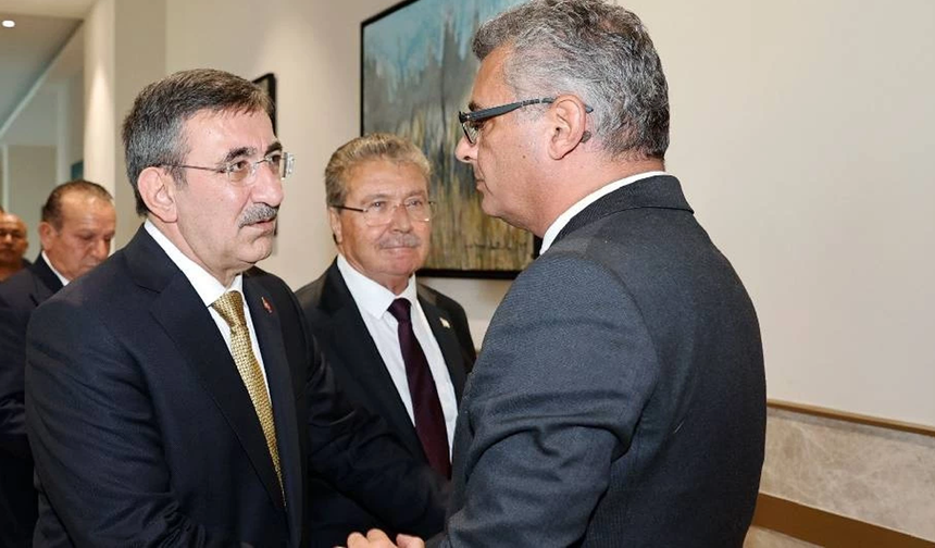Tufan Erhürman, Türkiye Cumhuriyeti Cumhurbaşkanı Yardımcısı Cevdet Yılmaz’ı kabul etti