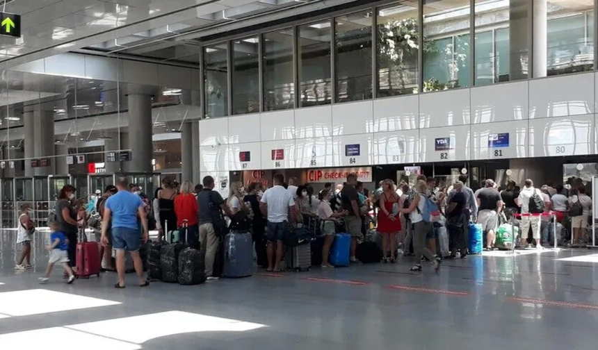 Yılın 8 ayında 167,6 milyon yolcu hava yolu ile seyahat etti