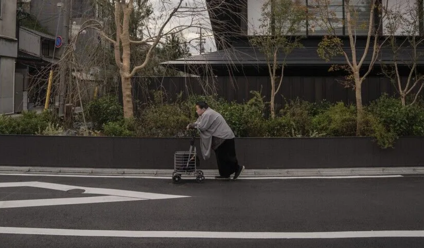 Japonya'da nüfusun yüzde 29,6'sını 65 yaş ve üstü oluşturuyor