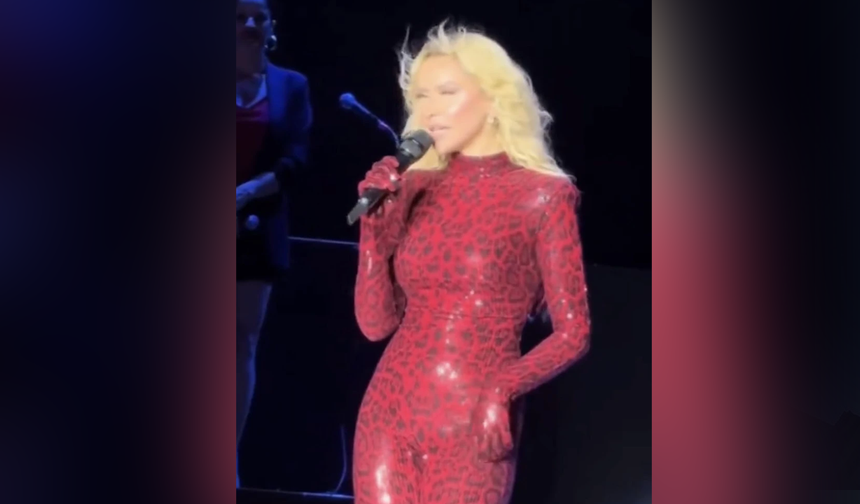 Hadise: Dekoltenin seksilik ile alakası yok