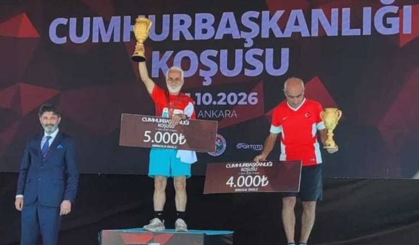 76 yaşında 10 kilometreyi 57 dakikada koşarak şampiyon oldu