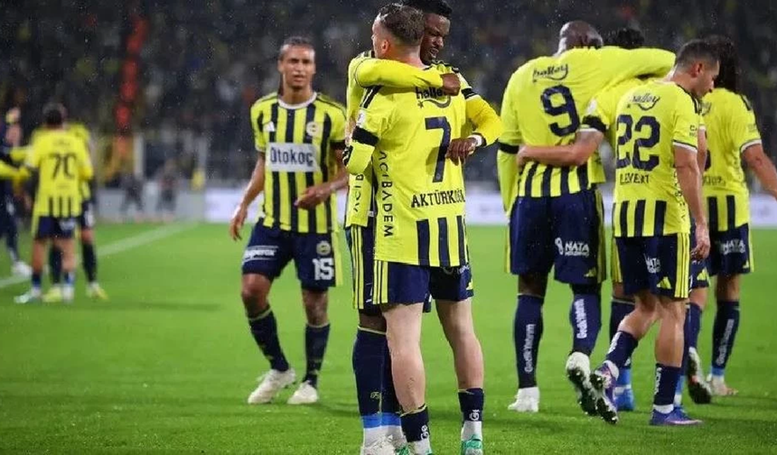 Fenerbahçe, UEFA Şampiyonlar Ligi'nde yarın Slavia Prag'ı konuk edecek