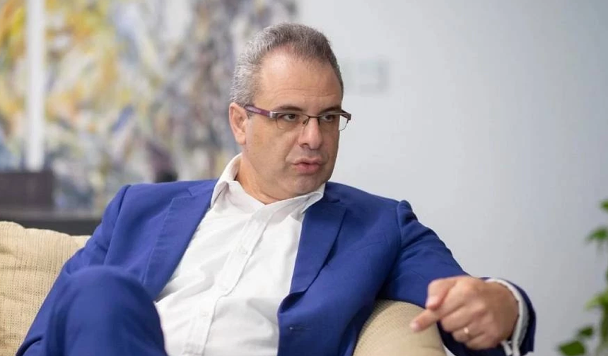 Rum Müzakereci Menelau: Kıbrıs sorununda ilerleme olanağı var, bataklık tercih olamaz