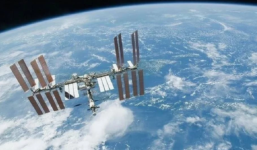Rusya ve ABD'nin ISS'ye karşılıklı uçuş programı 2030'a uzatıldı