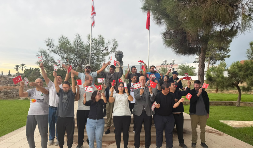 ÖZEL GEREKSİNİMLİ GENÇLERDEN 29 EKİM’E ANLAMLI KUTLAMA