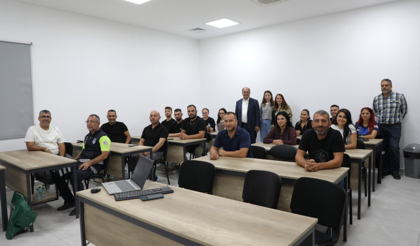 DEĞİRMENLİK AKINCILAR ZABITALARINA “VATANDAŞ DENEYİMİ VE İLETİŞİM” EĞİTİMİ