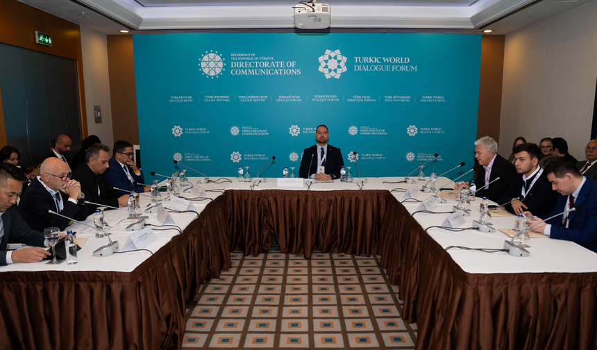 "Türk Dünyası Diyalog Forumu" kapsamında yapay zekânın sınamaları tartışıldı