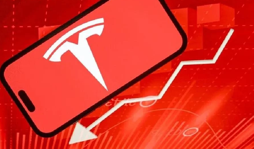 Tesla'nın arabası uçuyor, hissesi düşüyor