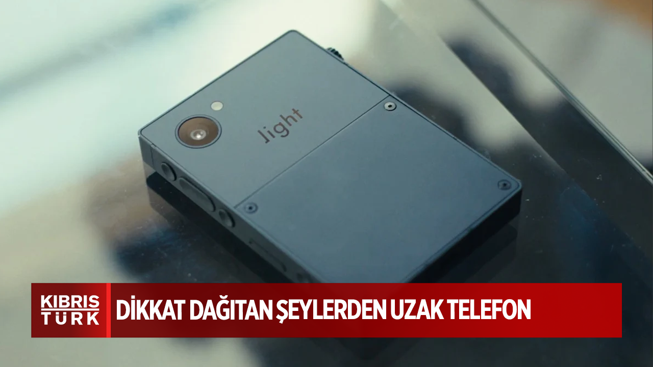 Dikkat dağıtan şeylerden uzak telefon: Light Phone 3 - Kıbrıs Türk