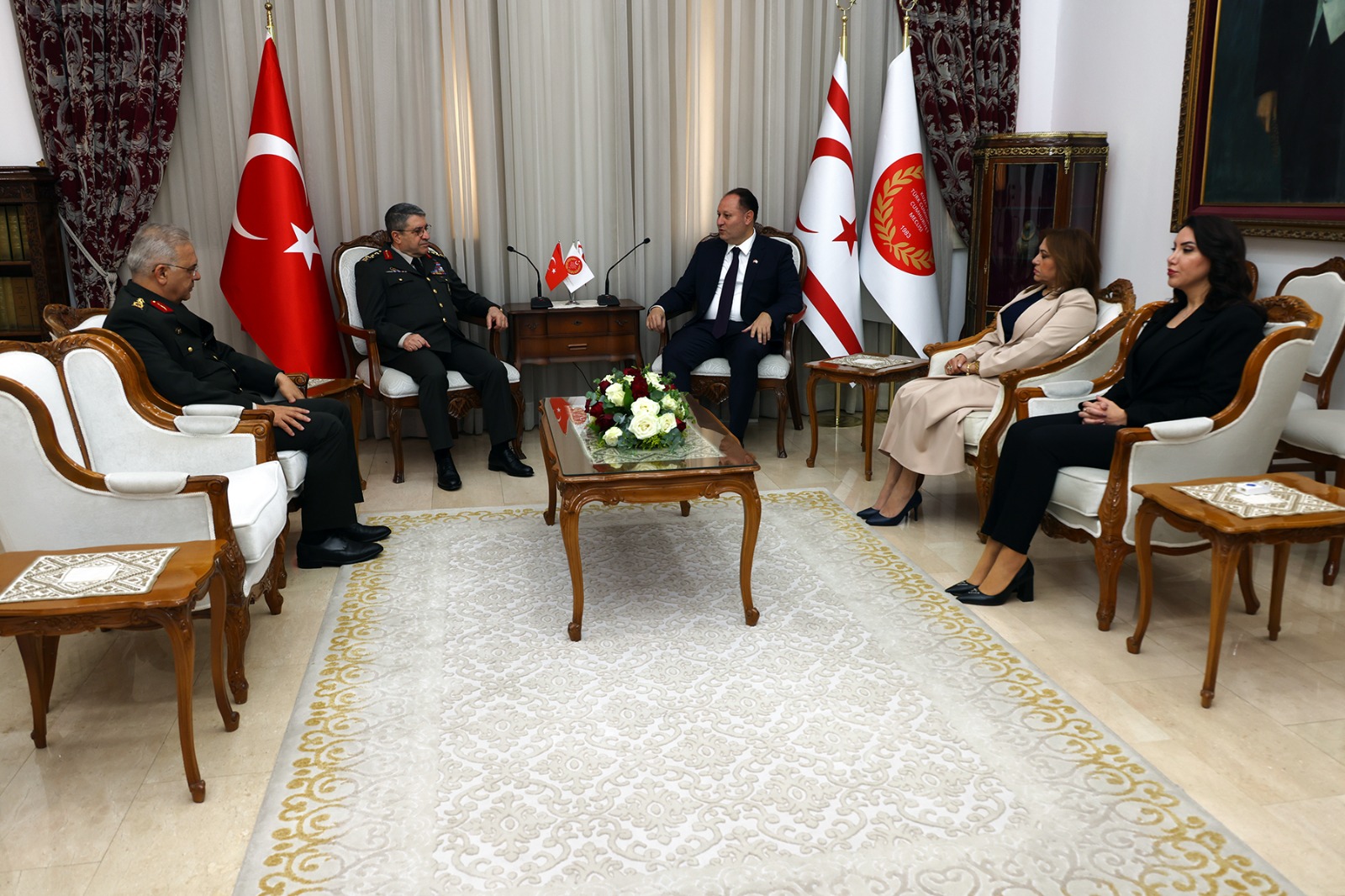 1744283646537Öztürkler Bayraktaroğlu Kabul2