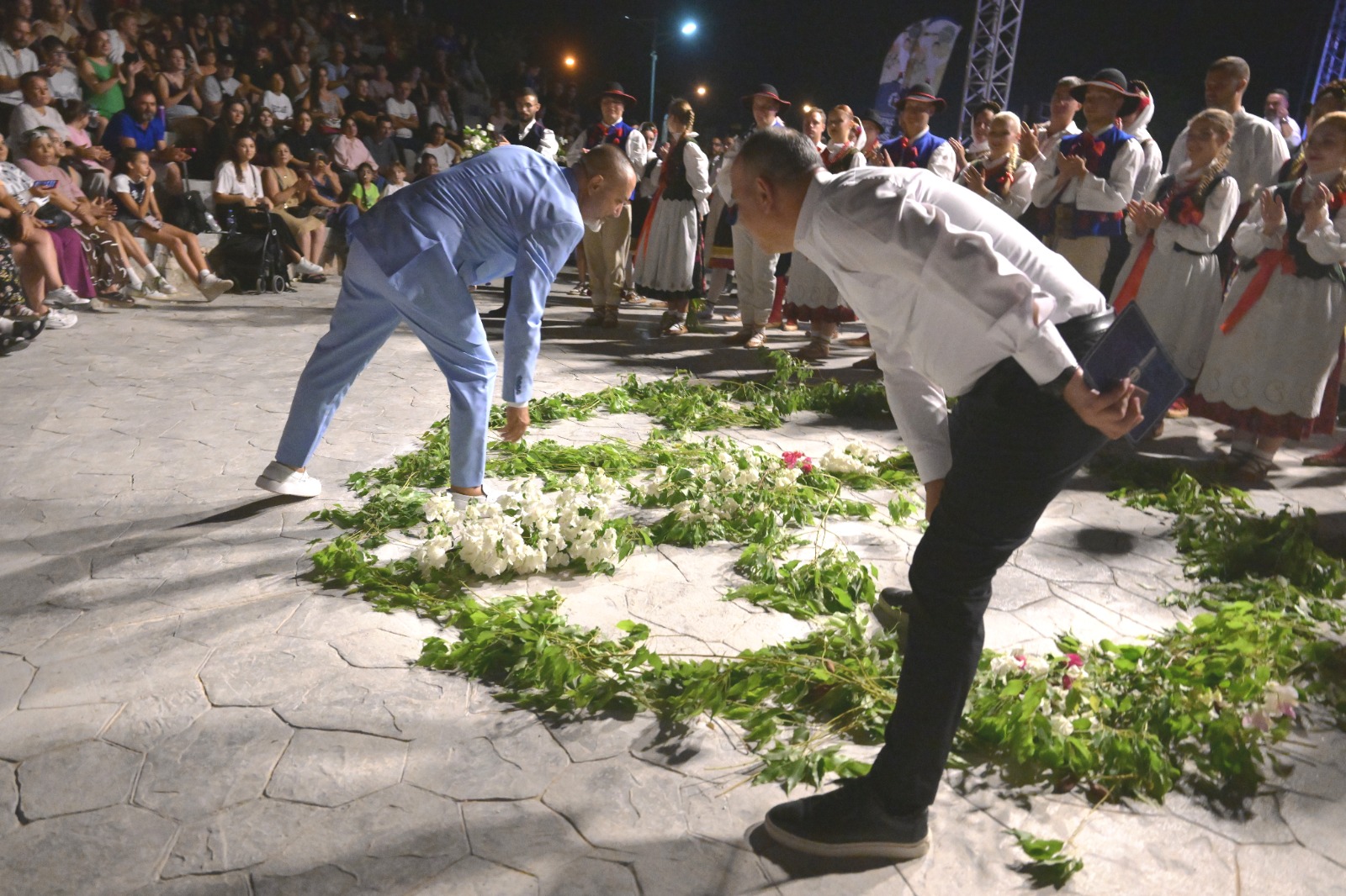 38Db2650 F3E8 4707 9A3E 3D467046503B