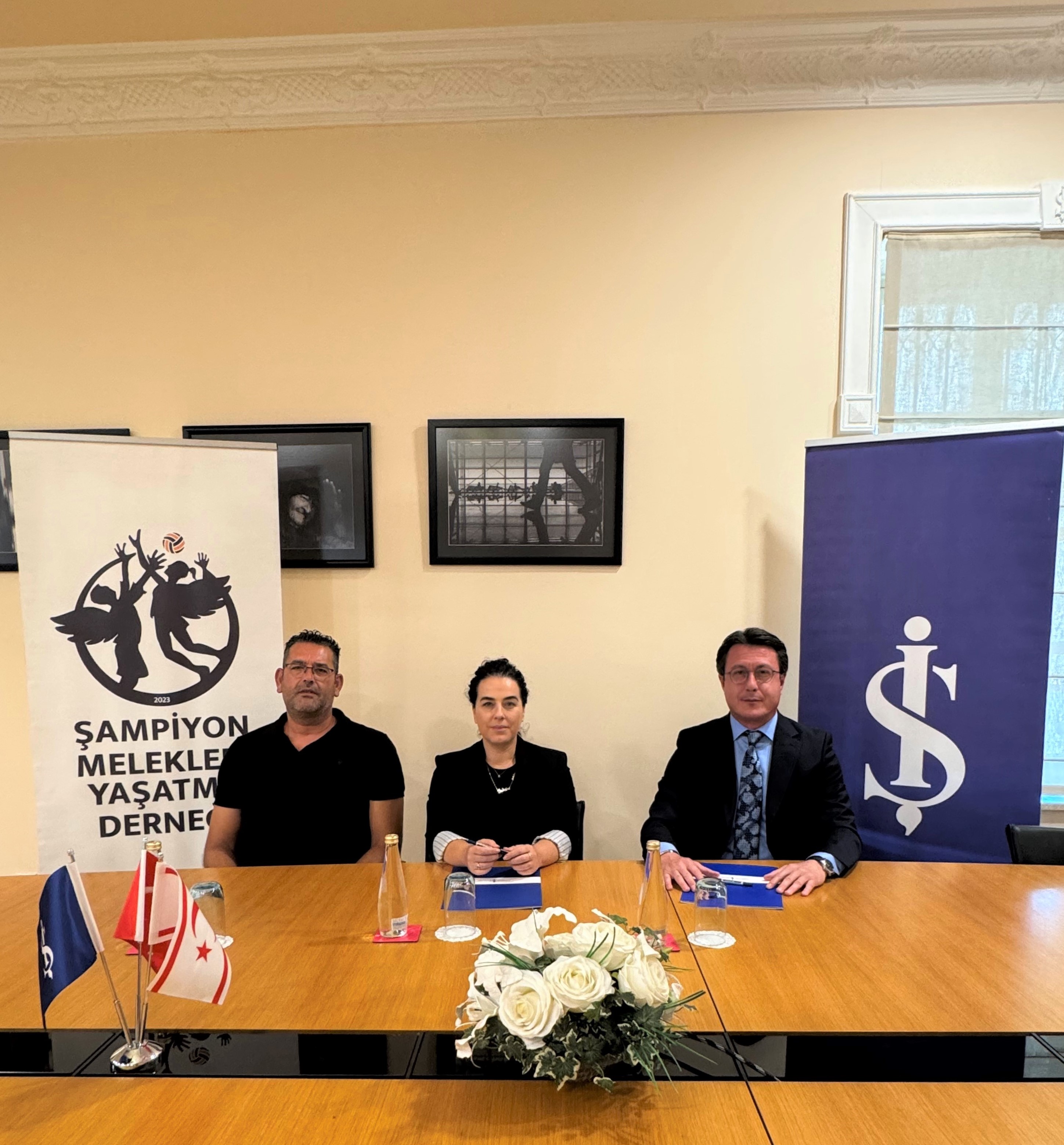 1760092195011Iş Bankası Şmyd İmza 1