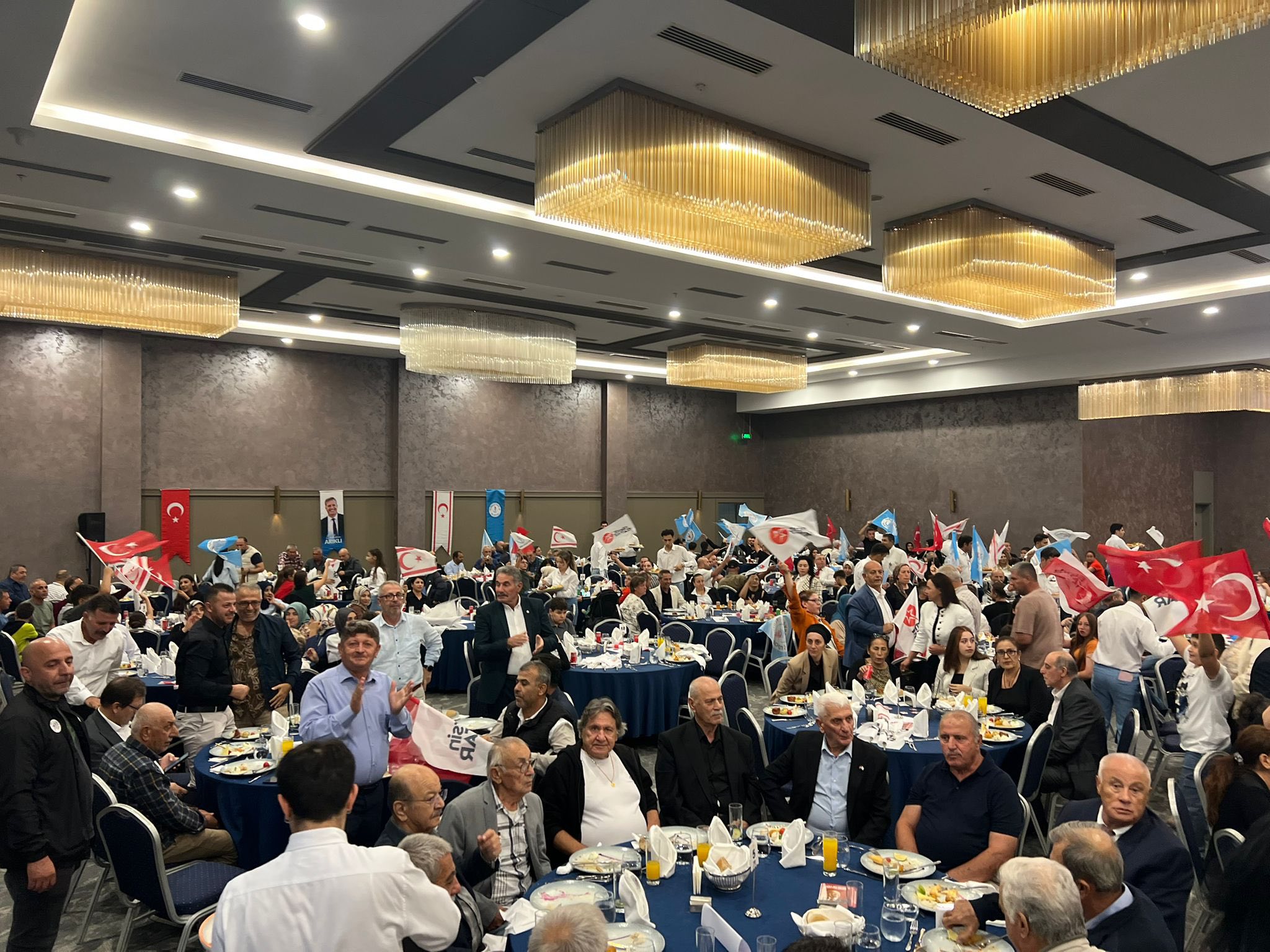 560624943 10163611564903570 8327852486614671454 N