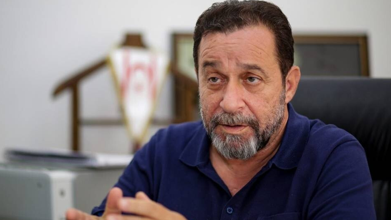 Denktaş: “Kıbrıs sorunu siyasi zeminde değil, ekonomik iş birliği zemininde tartışılmalı”