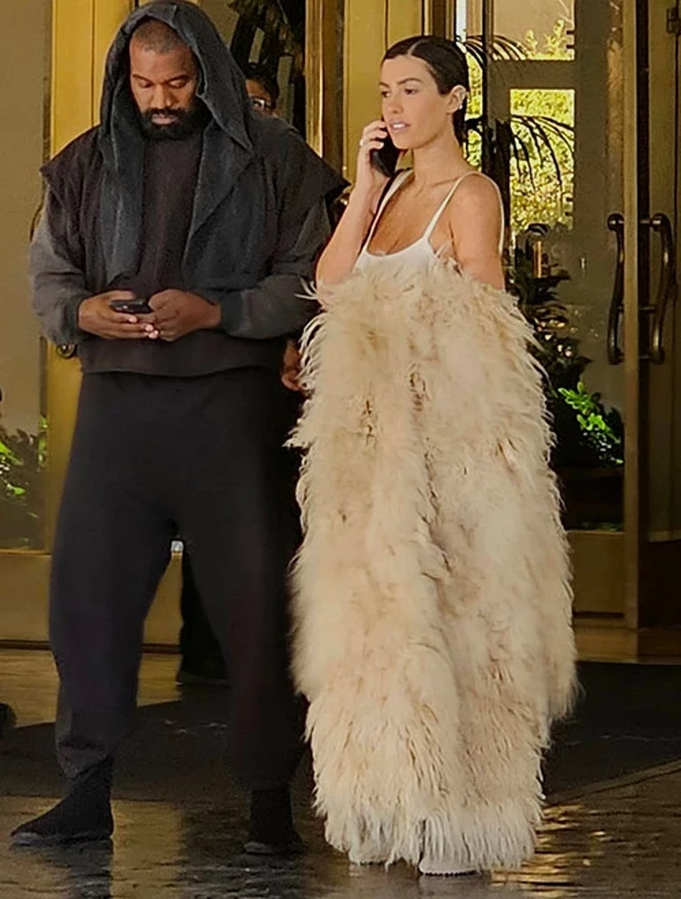 698720159333749B50876252