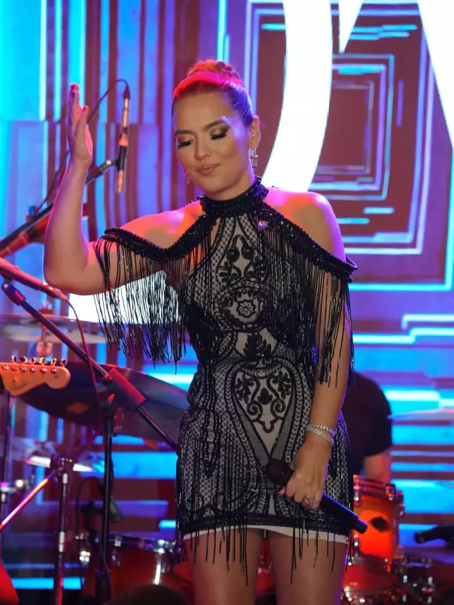 Demet Akalin Dan Ramazan Programlari Icin Cok 19589796 5549 M