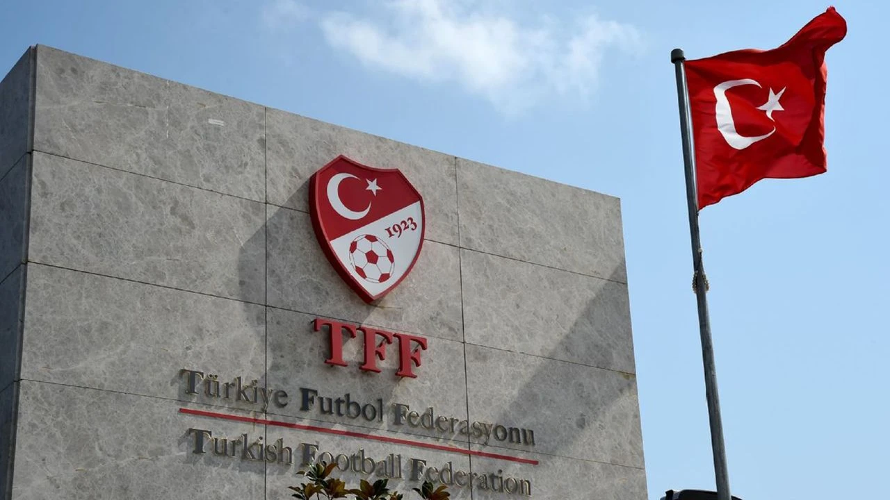 TFF'de 5 yönetici istifa etti
