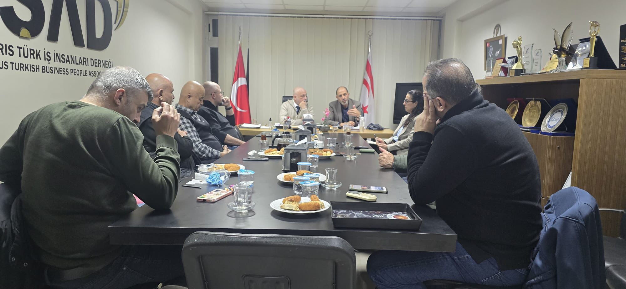 Alkin Parti̇si̇ İşad2