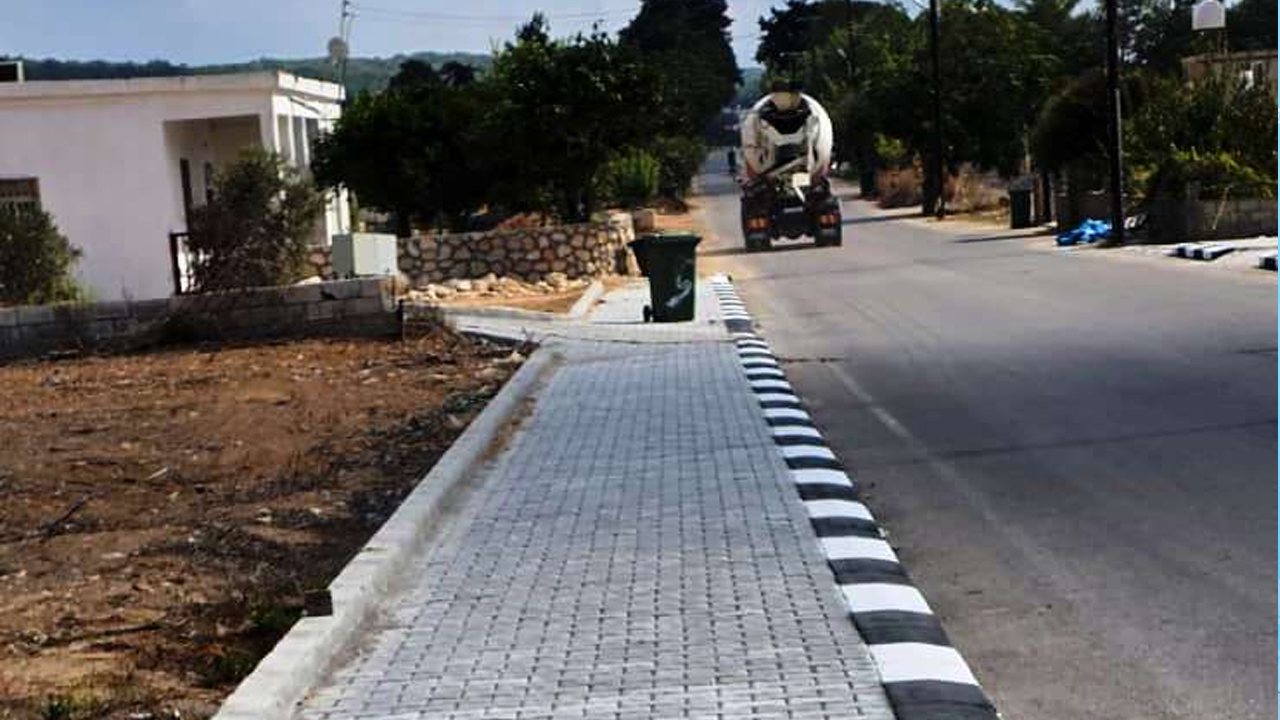 Gelincik köyünde altyapı çalışmaları sürüyor