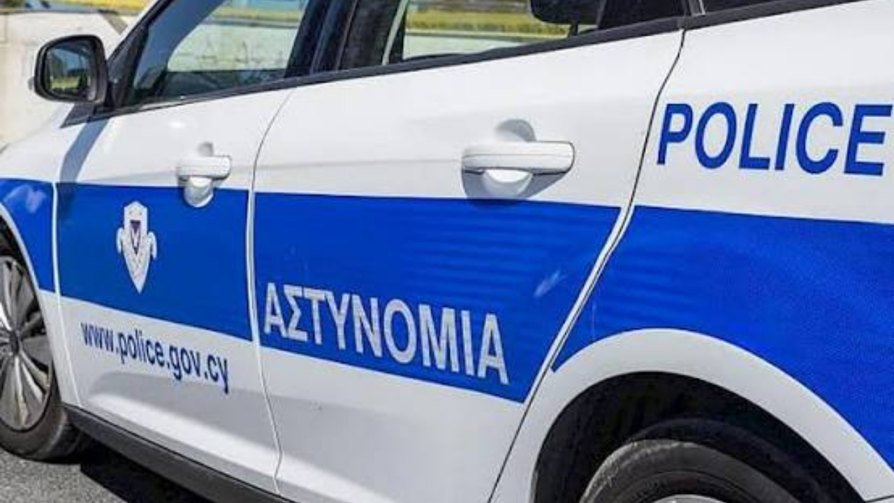 Polis hırsızlıktan tutuklandı