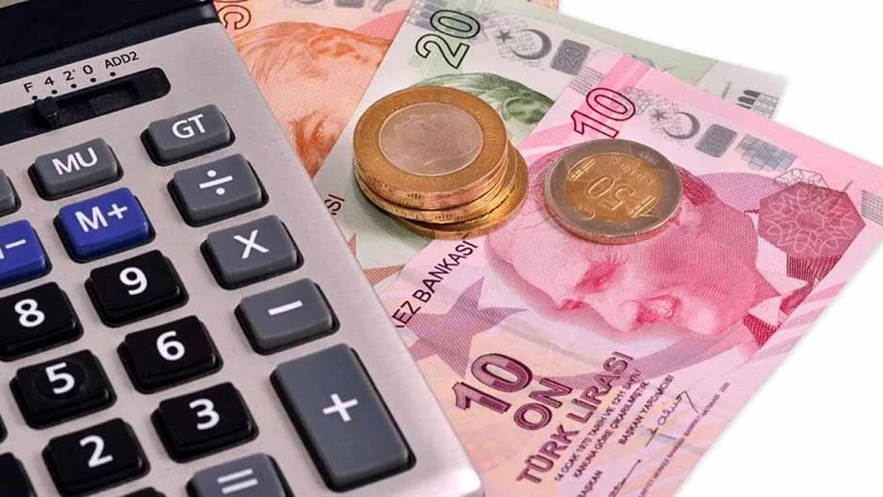Belediyelerin akaryakıttan aldığı yüzde 1,5’lik ücret geçici olarak kaldırıldı