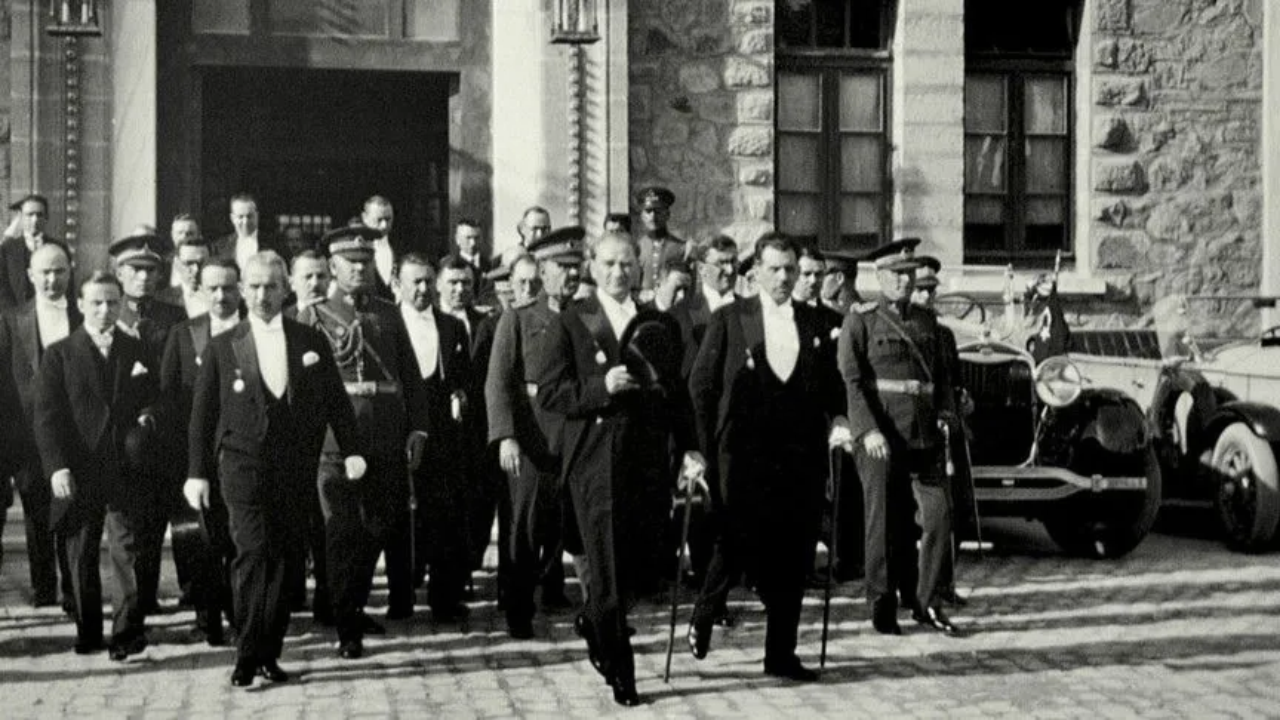 Türkiye Cumhuriyeti 103 yaşında