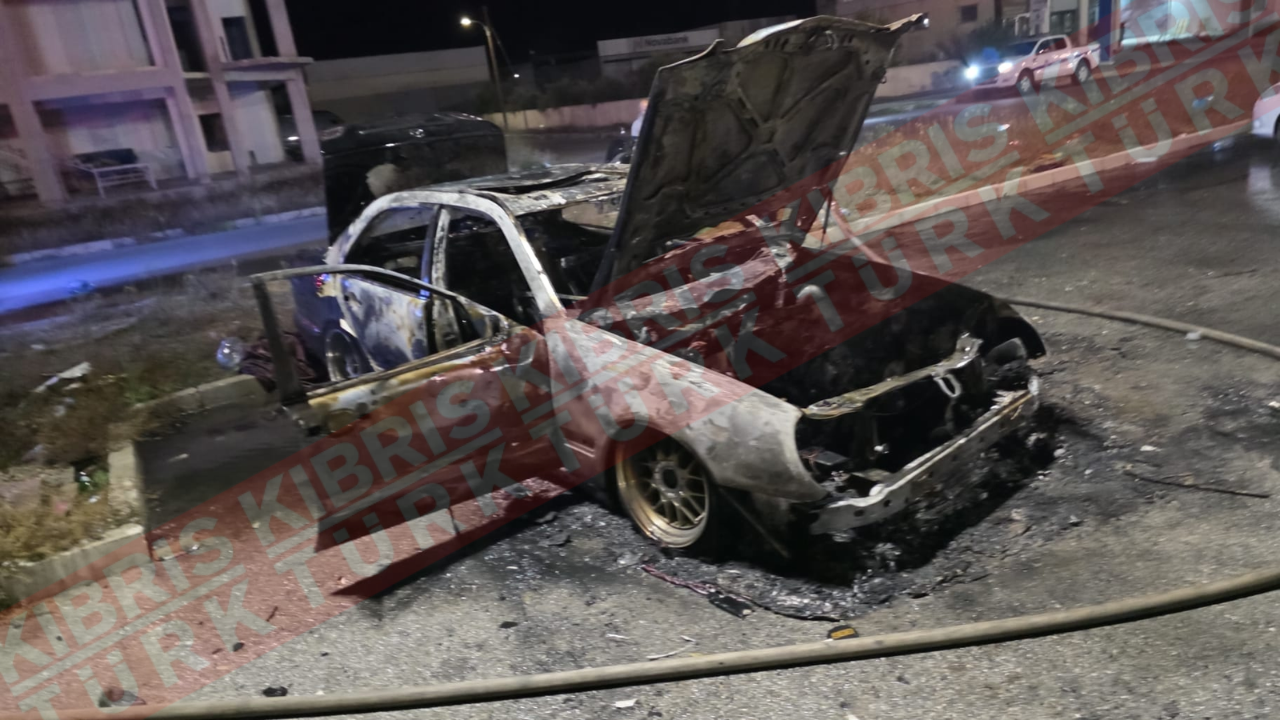 ALAYKÖY SANAYİSİ’NDE ARAÇ YANGINI: BİR ARAÇ KÜL OLDU, DİĞERİ HASAR GÖRDÜ