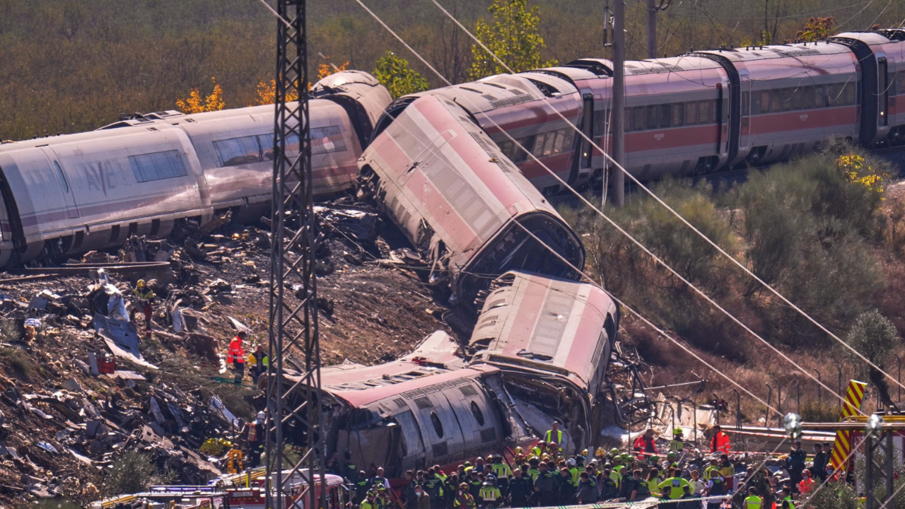 İspanya’daki tren faciasında can kaybı 69’a yükseldi