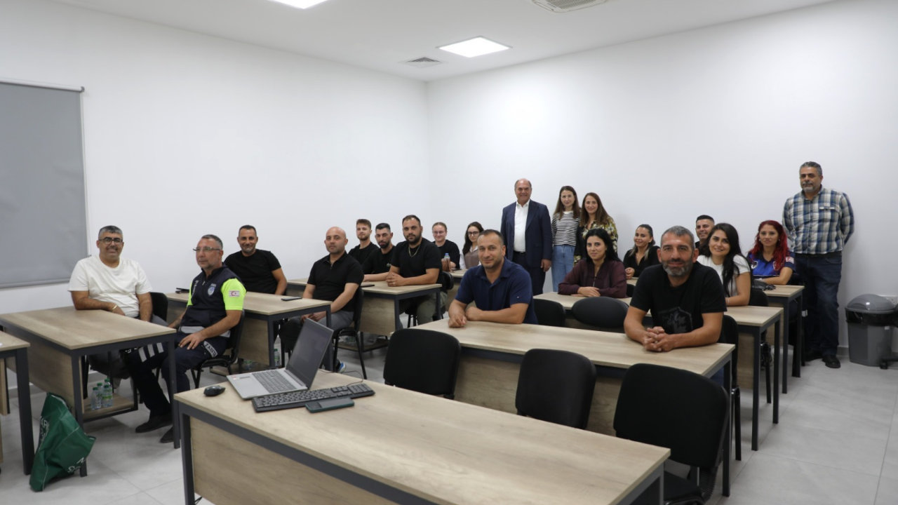 DEĞİRMENLİK AKINCILAR ZABITALARINA “VATANDAŞ DENEYİMİ VE İLETİŞİM” EĞİTİMİ